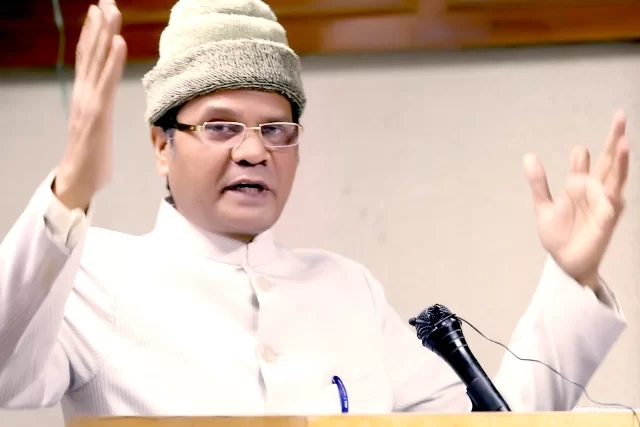 Bharat Gandhi B.G. Stem in Delhi University Screen Shot 2016-01-03 at 5.28